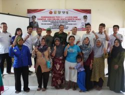 Diskominfotiksan Pesawaran Berikan Sosialisasi Bahaya Judi Online dan Penyebaran Hoaks pada TMMD ke-127