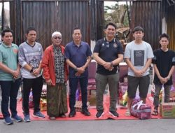 Bupati Barito Utara Serahkan Santunan Korban Kebakaran