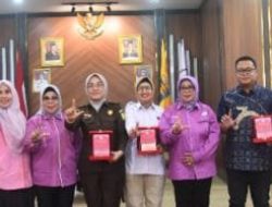 Hadiri FGD, Anggota DPRD Lampung Bahas Perzinahan – Nikah Sirih Redaksi MRI Oleh Redaksi MRI 12 Februari 2026 20:10