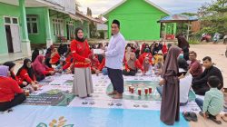 Putri Ringeeng Kubar Bagikan 420 Paket Takjil dan Santuni Ponpes Hidayatullah di Melak