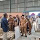 Wakil Bupati Azwar Cek Stok Penyaluran Bansos di Perum Bulog  ‎