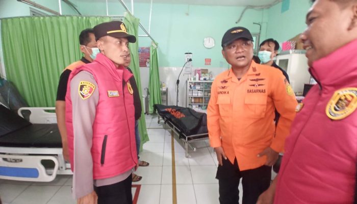 Dua Anak Tenggelam dan Meninggal di Sungai Comal Desa Suru Saat Berenang