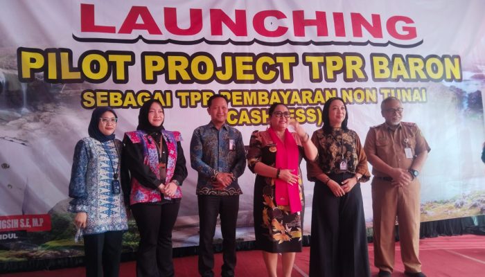 Pemkab Gunungkidul Launching Pembayaran Retribusi Wisata Non Tunai di TPR Baron