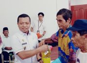 Bupati Pringsewu Serahkan Bantuan Pangan kepada Masyarakat Pekon Rejosari