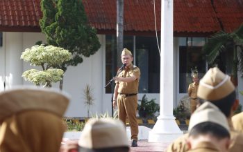 Pimpin Apel Mingguan, Staf Ahli Zulfikar Irwan Tekankan Integritas dan Peningkatan Etos Kerja ASN