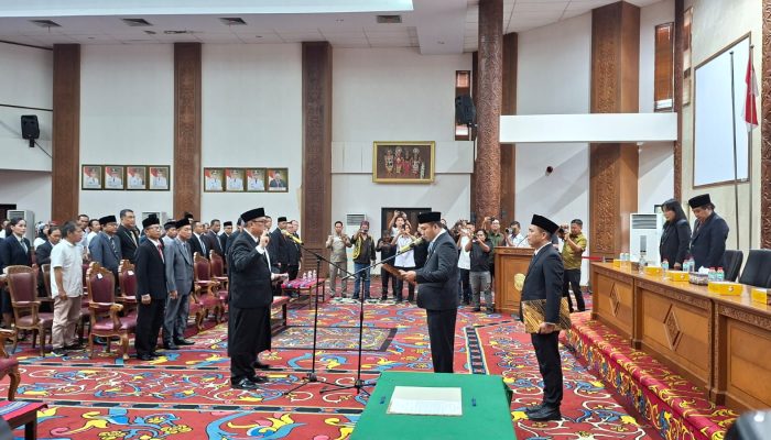 Bupati Lantik Erik Victory Jadi Sekda Definitif Kubar, Diminta Percepat Kinerja Birokrasi