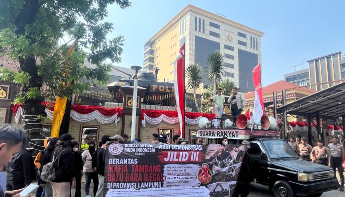 KAMI Kembali Gelar Aksi di Mabes Polri, Desak Pengusutan Dugaan Tambang Batu Bara Ilegal di Lampung