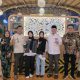 Mukhlis Basri Sambangi Keluarga Siswa Kembar Asal Krui yang Lolos UI, Beri Dukungan di Perantauan