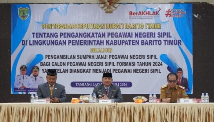 Bupati Barito Timur Tekankan 212 PNS yang Baru Dilantik Agar Sebagai Motor Penggerak Transformasi Digital Birokrasi