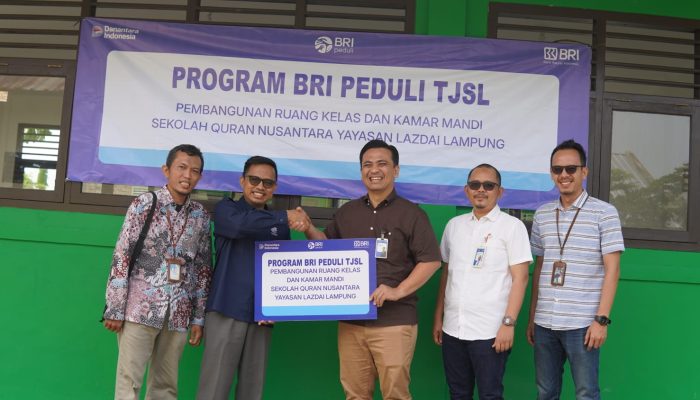 BRI Kanca Teluk Betung Serahkan Bantuan Prasarana Program BRI Peduli kepada Sekolah Qur’an Nusantara Yayasan LAZDAI