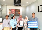 Program BRImo Telkomsel Hadirkan Kejutan, BRI Unit Brabasan BRI Kanca Tulang Bawang Serahkan Hadiah Premium kepada Nasabah Mesuji