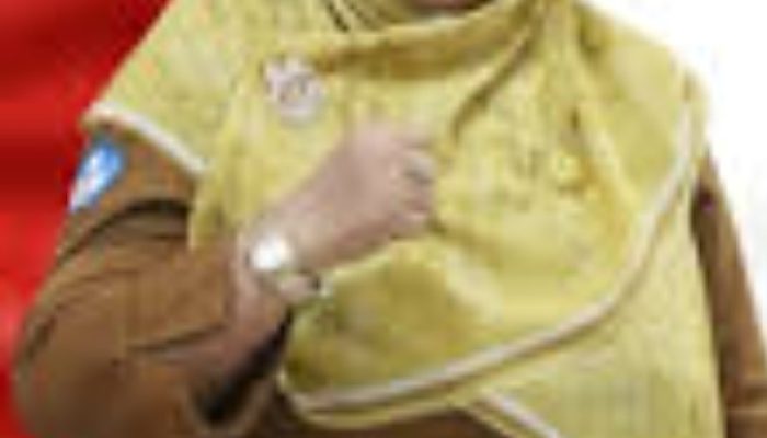 Dituding Terlalu Mahal, Kepsek SMKN 1 Tanjungpinang Buka Suara Soal Seragam Sekolah