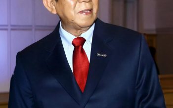 PASCA PUTUSAN MK: BOLA POLITIK GIBRAN BERPINDAH DARI MK KE ISTANA
