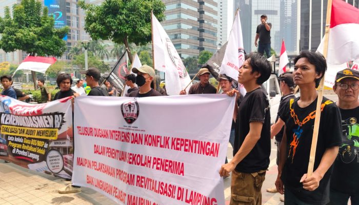 Alambaka Geruduk Kemendikdasmen, Dugaan Setoran Dana Sekolah dan Pengondisian Proyek Disorot