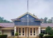 Urus Surat Ahli Waris, Warga Berduka Terkendala Syarat Fotokopi KTP RT/RW di Kecamatan Tanjungpinang Timur