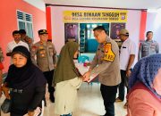 Dukung Program Kapolda Malut, Kapolres Halmahera Utara Gelar Program “Satu Hari Bersama Masyarakat” di Desa Gosoma